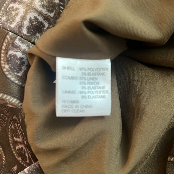 NWTAntonio Melani x Courtney Grow Delphine Medallion Printed Ruffle Hem Blouse - Picture 7 of 8